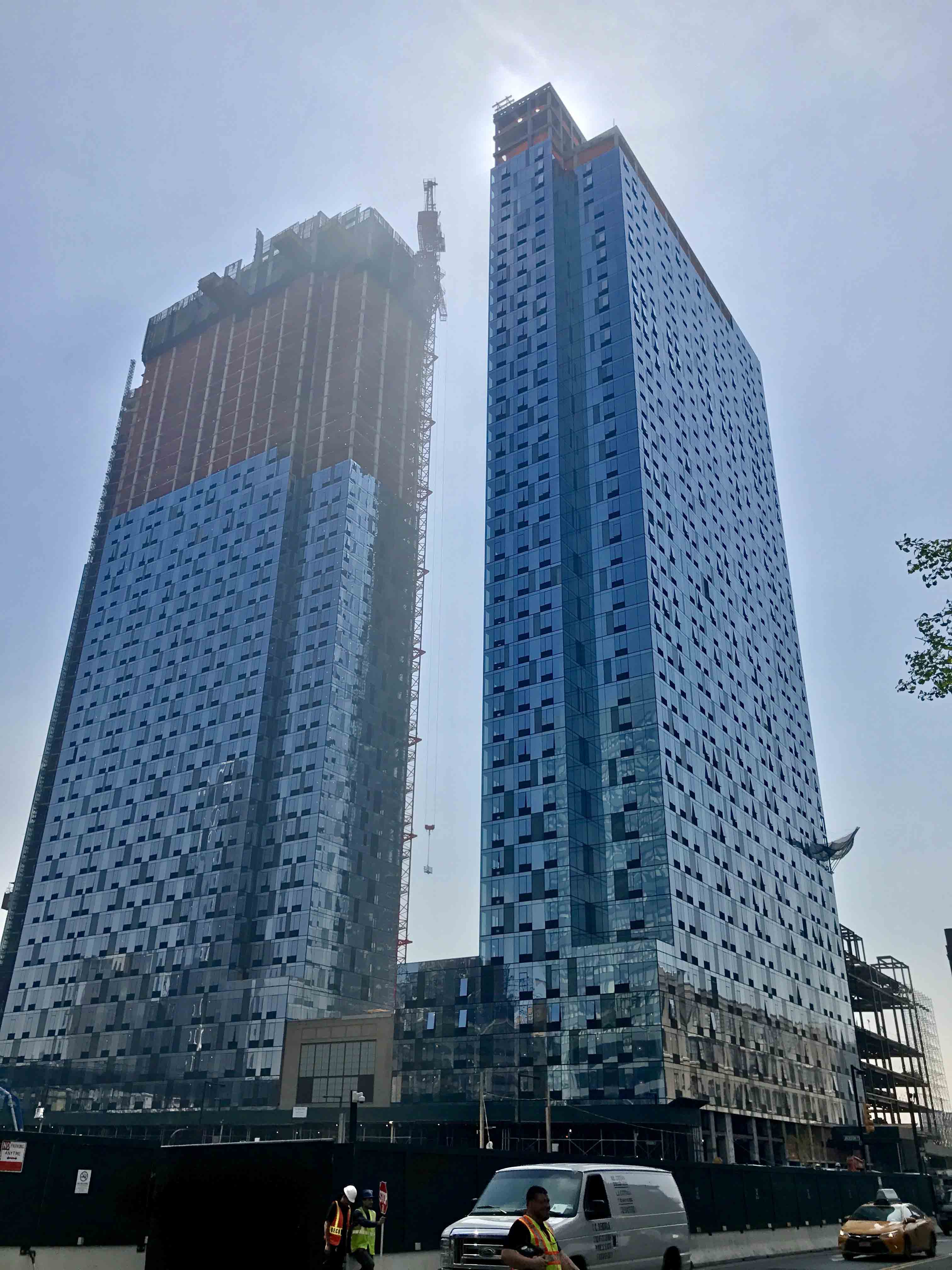 Queens Plaza Buildings A, B1, and B2 W&W Glass, LLC